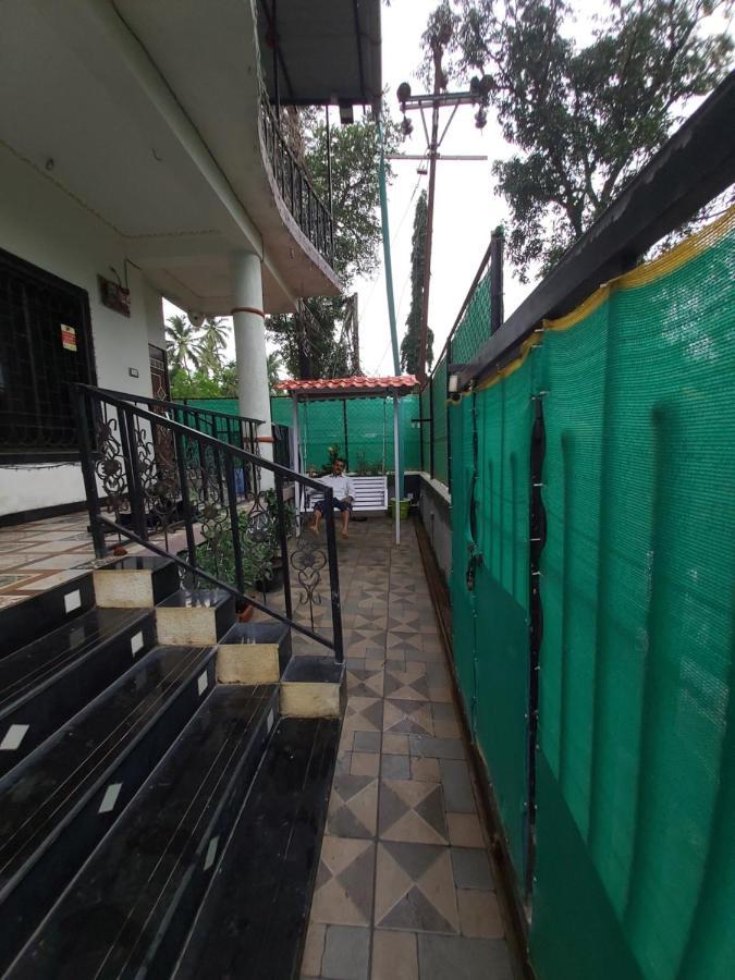 Apartamento Rane Ambadnya Niwas Nagaon  Exterior foto