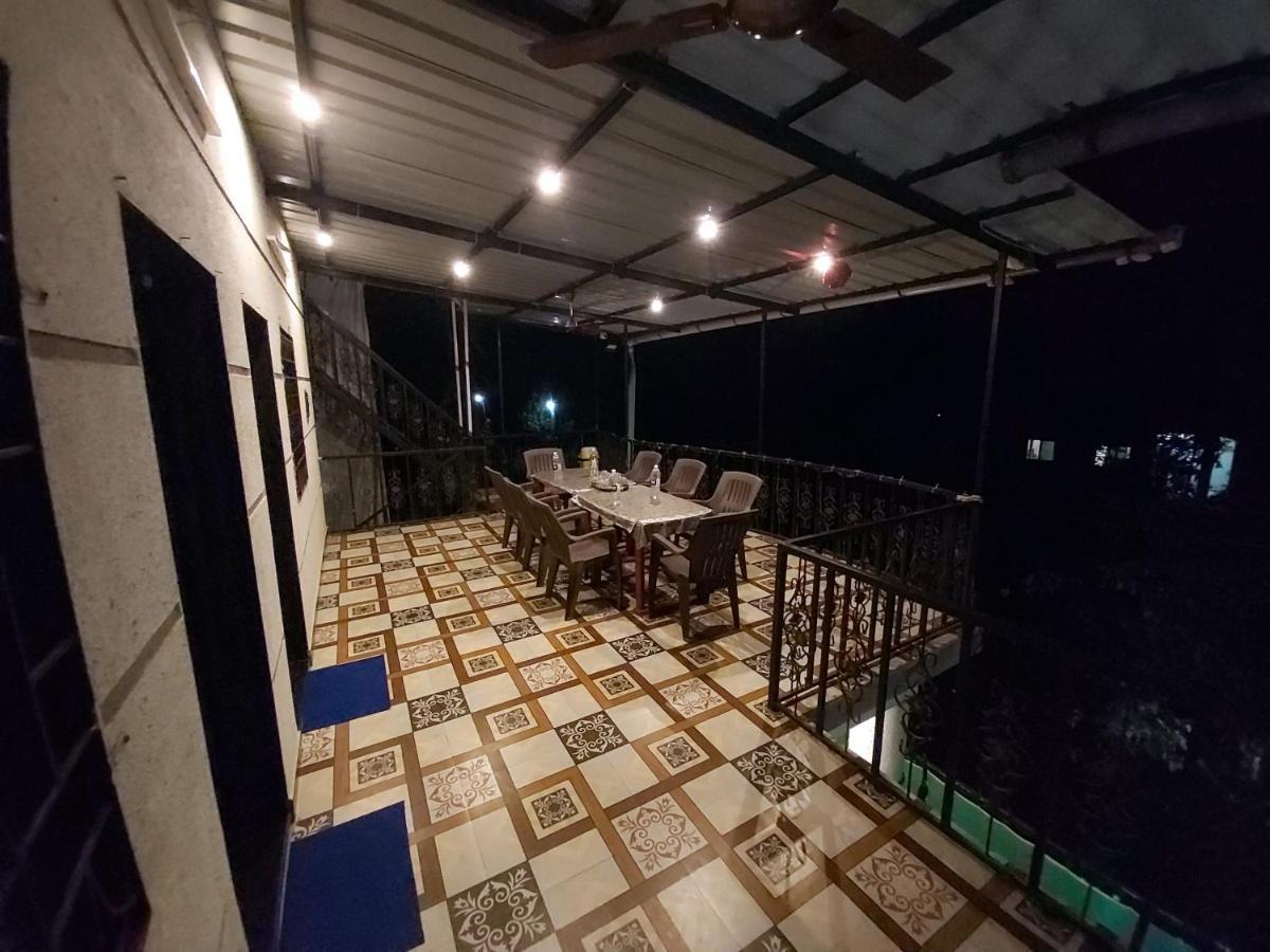 Apartamento Rane Ambadnya Niwas Nagaon  Exterior foto